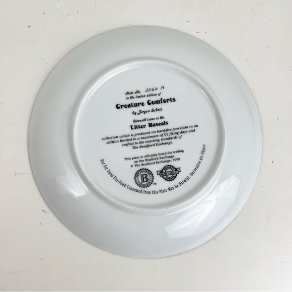 Vintage “Creature Comforts ” Litter Rascals Collectors Plate - Picture 6 of 7